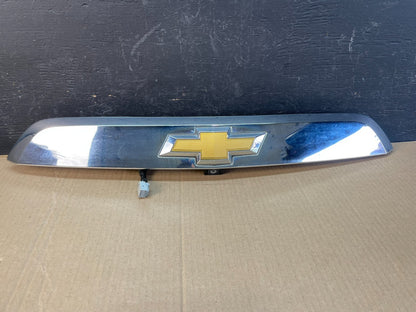 2013 to 2017 Chevrolet Traverse Liftgate Trunk Chrome Molding W/Camera AC1905 DG0