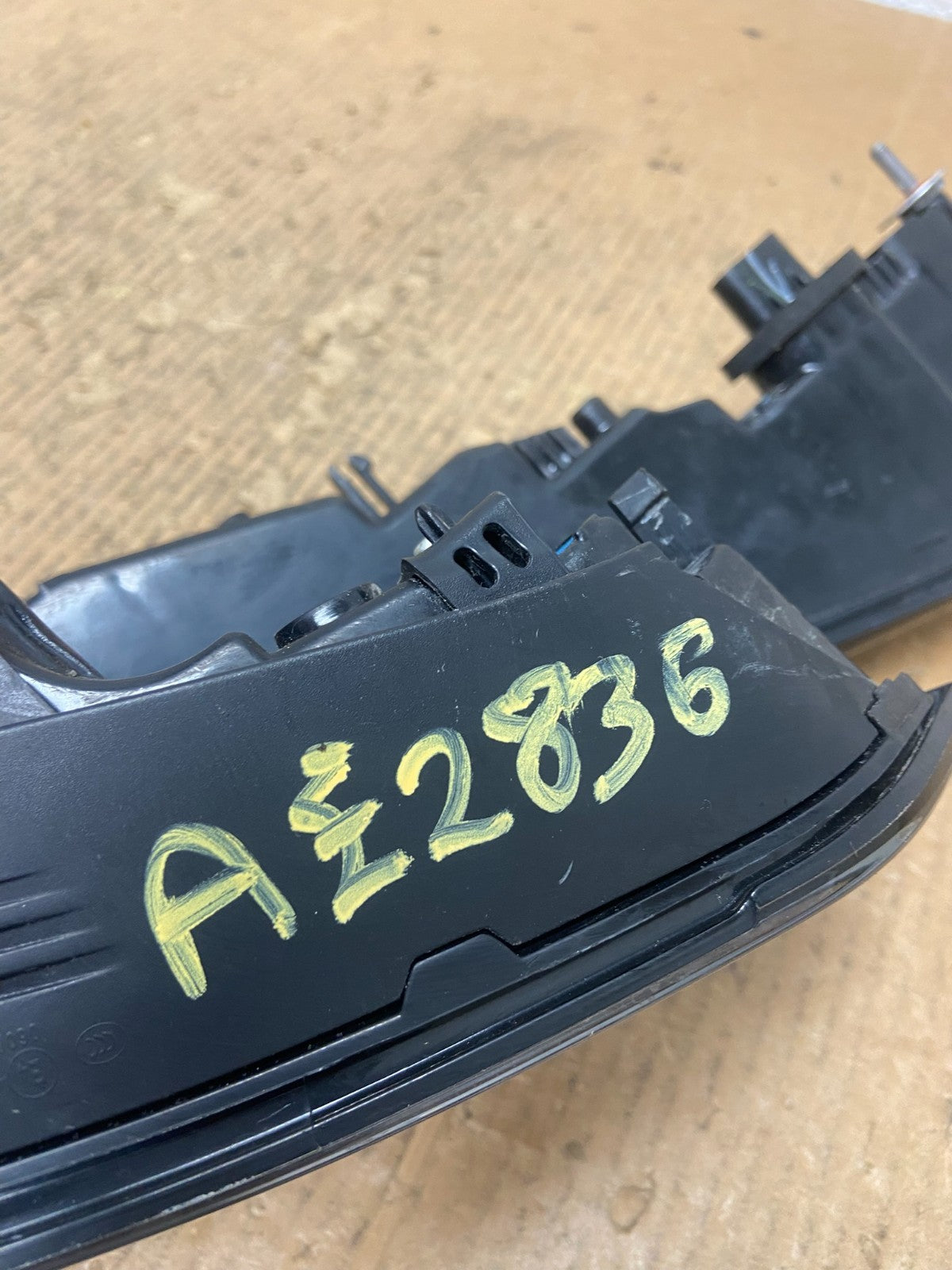 2024 2025 Tesla Model 3 Right Passenger RH Side LED Tail Light AE2836 DG8