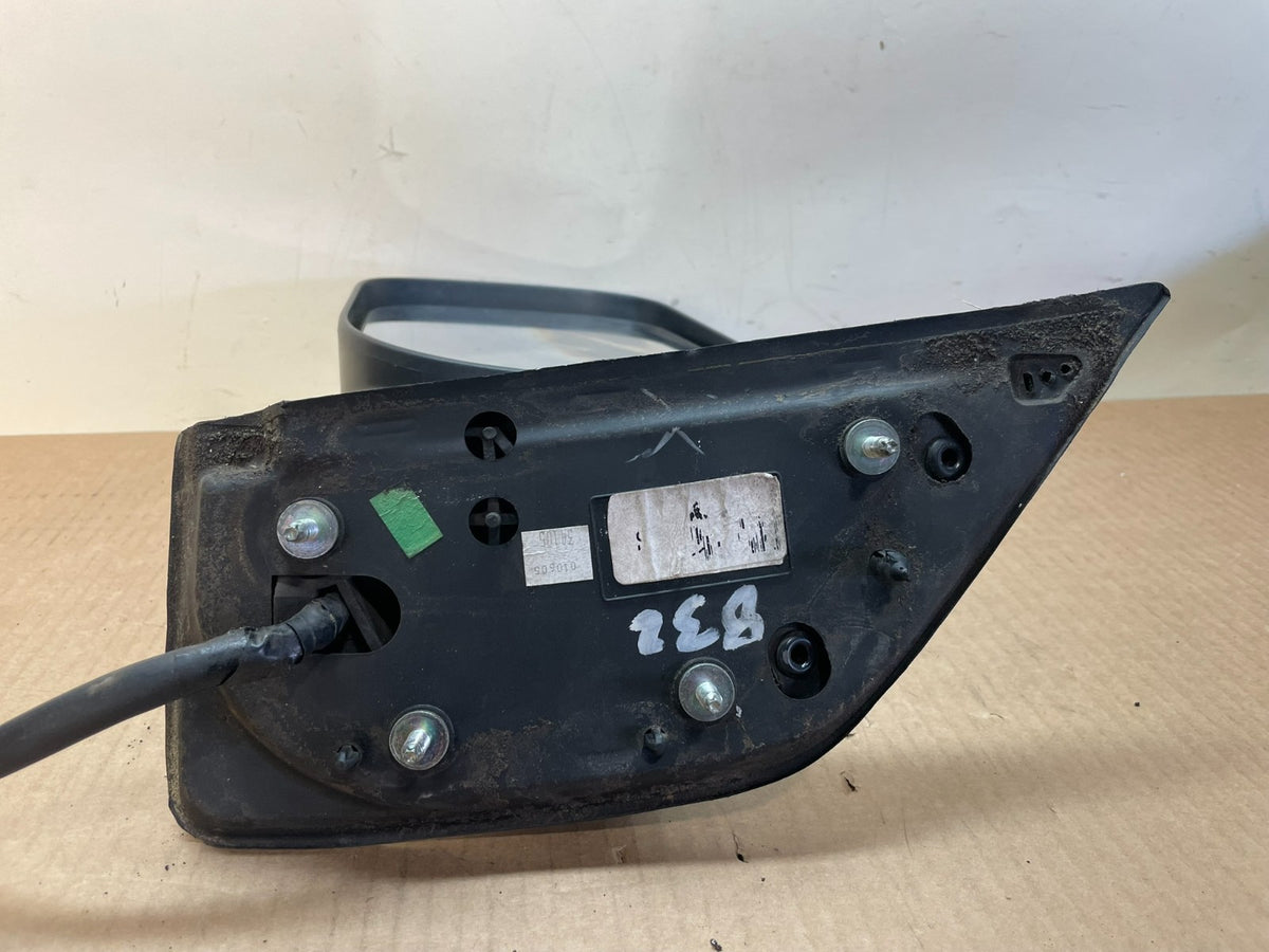 2004 to 2015 Nissan Armada Left Driver LH View Door Heated Mirror aj1131 DG4