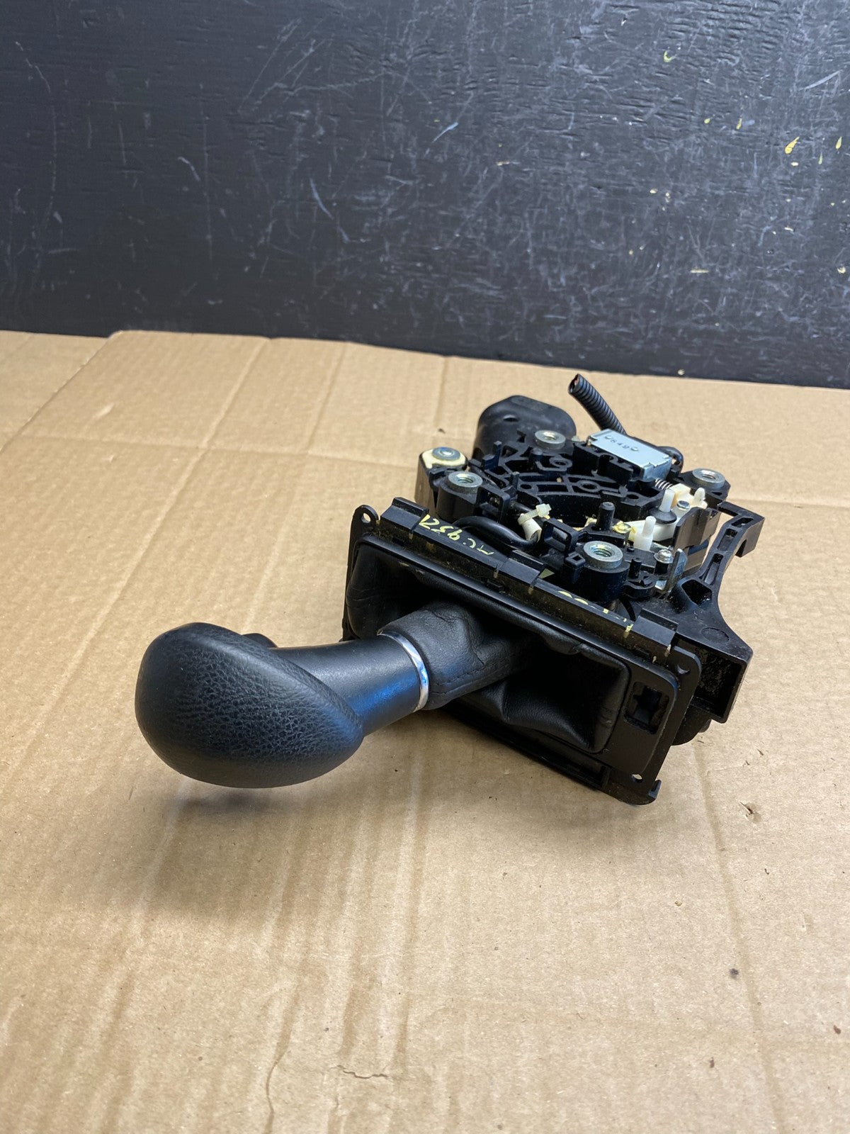 2010 to 2012 Acura RDX 2.3L Transmission Shifter Gear Selector AC93200