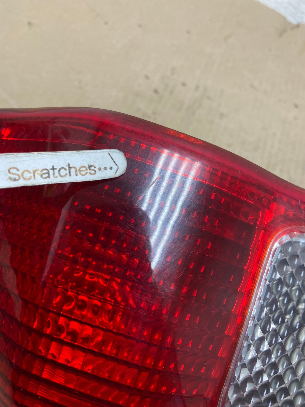 2001 2002 2003 Toyota Rav4 Left Driver LH Side Tail Light AG6961 LK3