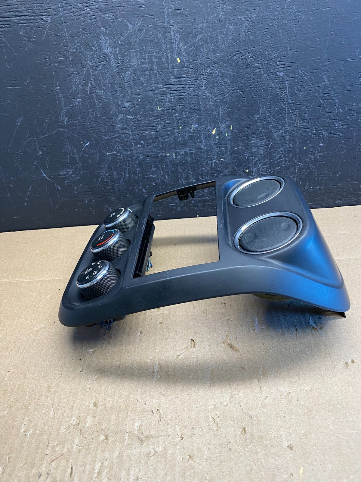 2011 to 2017 Jeep Patriot Dash Climate Temperature Control Radio Bezel AC6350 DG2
