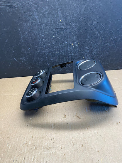 2011 to 2017 Jeep Patriot Dash Climate Temperature Control Radio Bezel AC6350 DG2