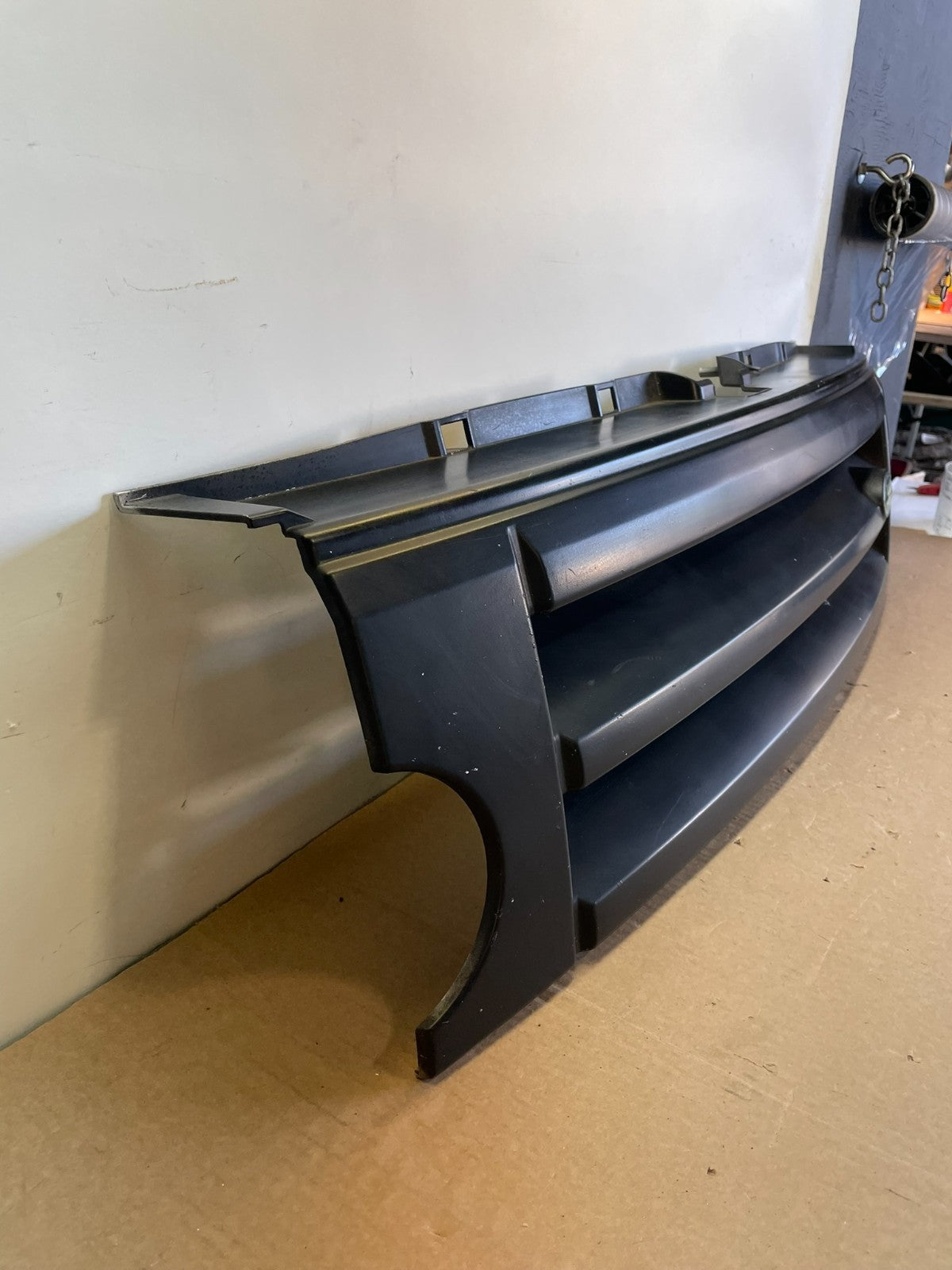 2005 - 2009 Land Rover Range Rover Sport Front Mesh Grille Upper Grill AH0347 DG2