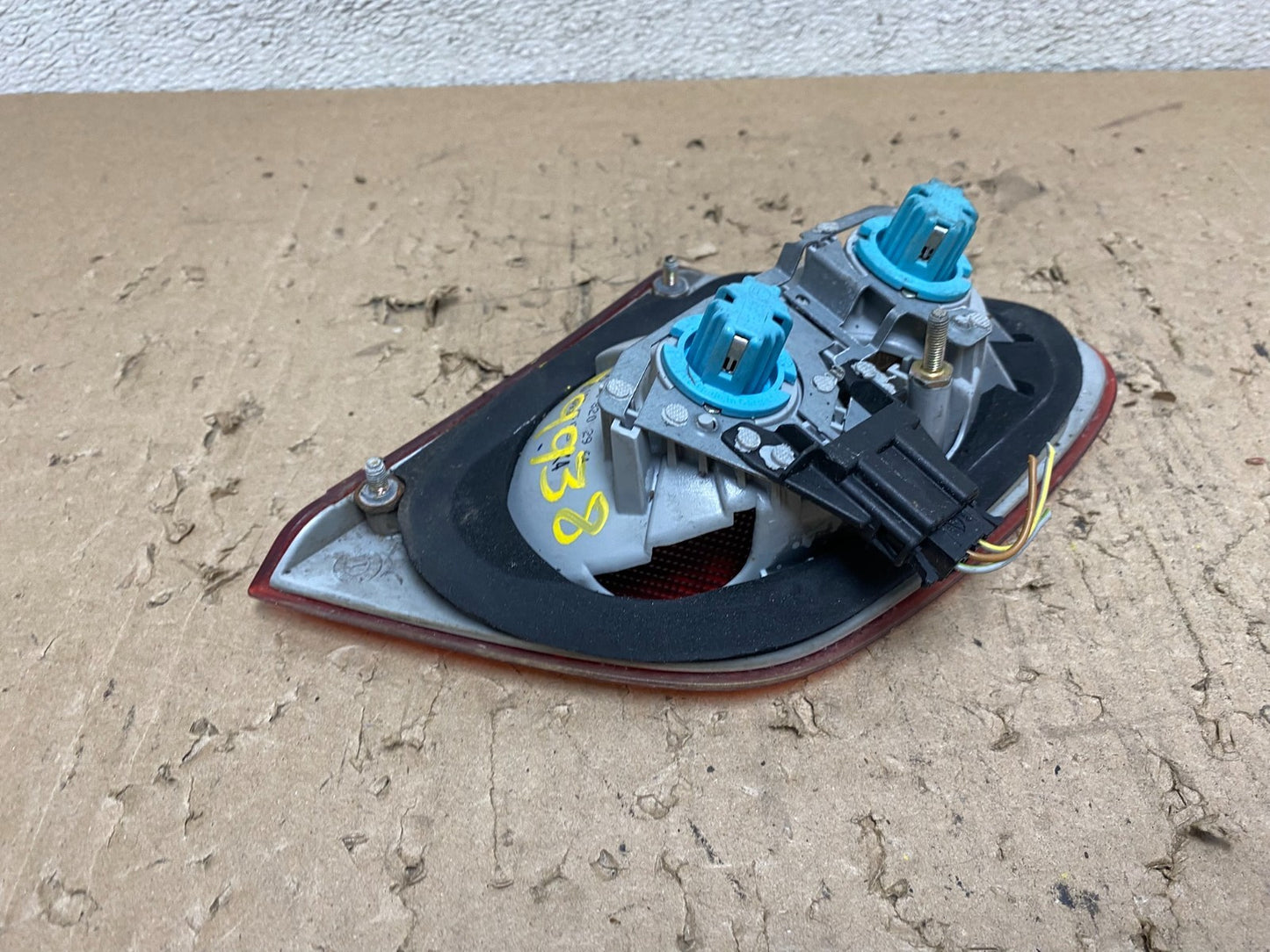 1996 - 1999 Mercedes-Benz E W210 E320 Left Driver Inner Tail Light OEM R9938 DW4