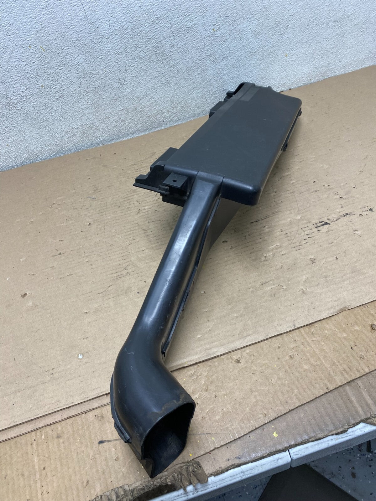 2003 to 2008 Nissan Murano Air Intake Cleaner Duct G7167 PS3