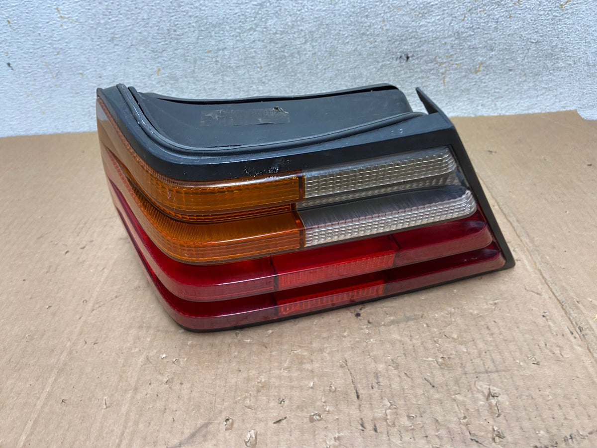 1994 to 1995 Mercedes E Class W124 Left Driver LH Side Tail Light AI5454 LK0