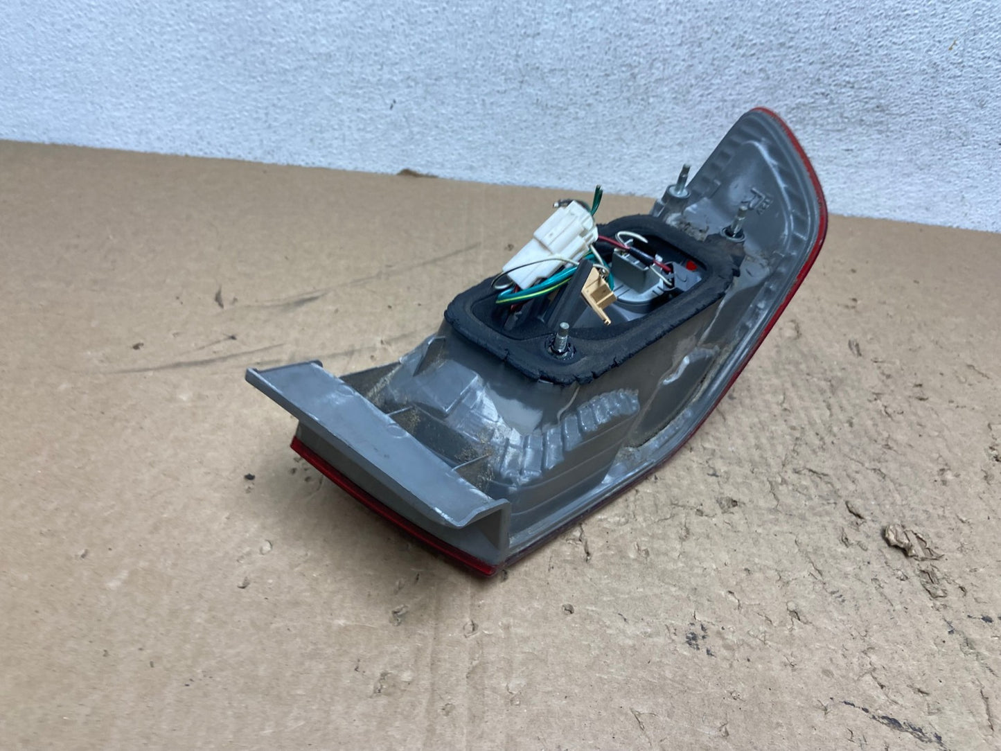 2000 to 2001 Toyota Camry Right Passenger Rh Tail Light AG1409 LK4