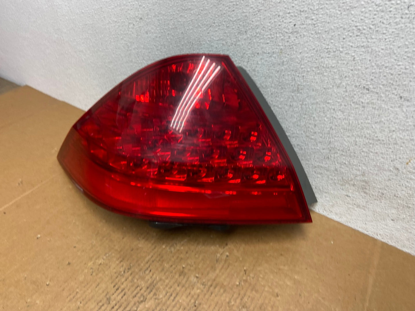 2006 - 2007 Honda Accord Left Driver Lh Side Tail light AE0601 LK1