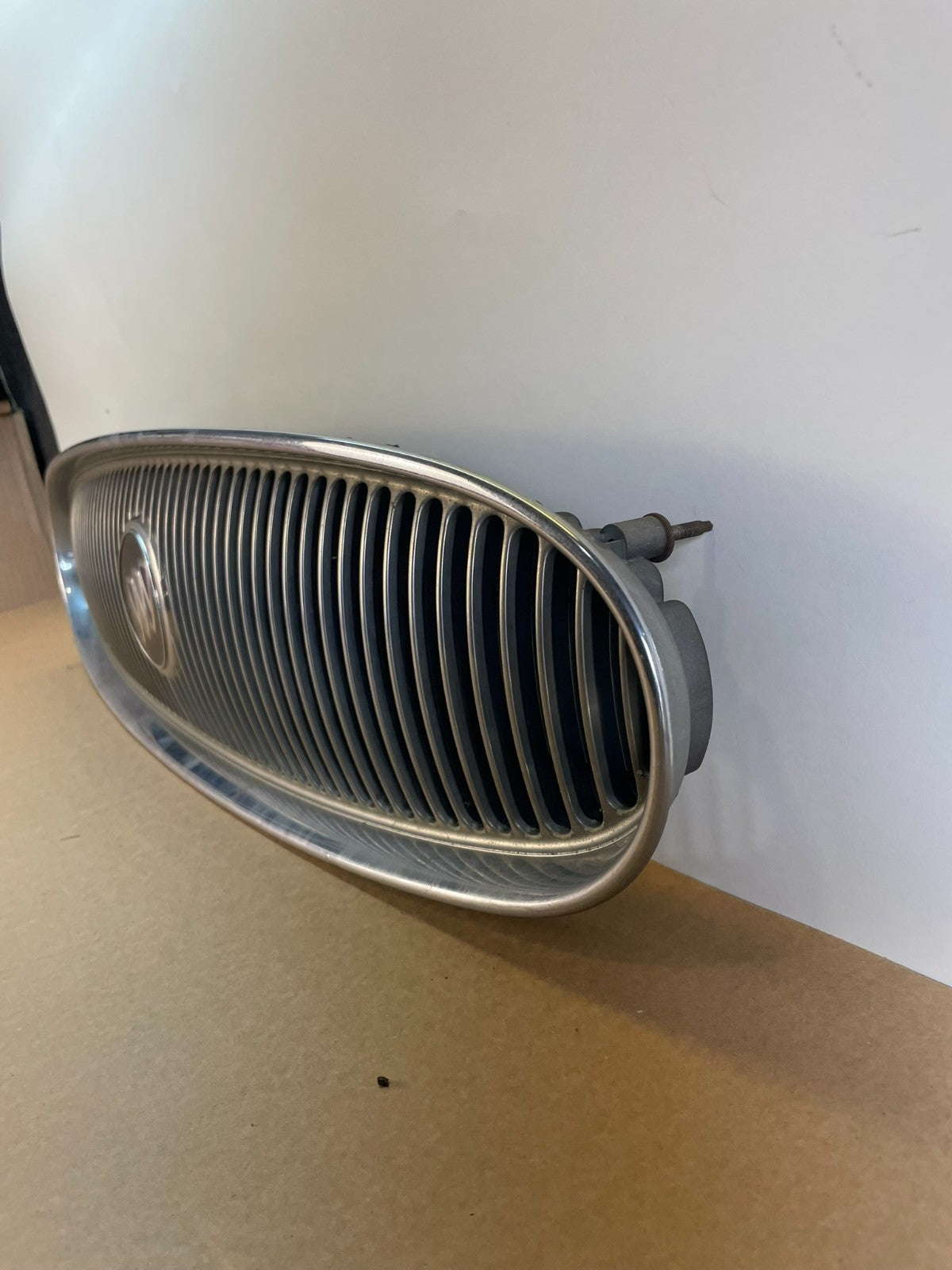 2000 to 2005 Buick Lesabre Front Chrome Upper Grill Grille AG3001 DG1