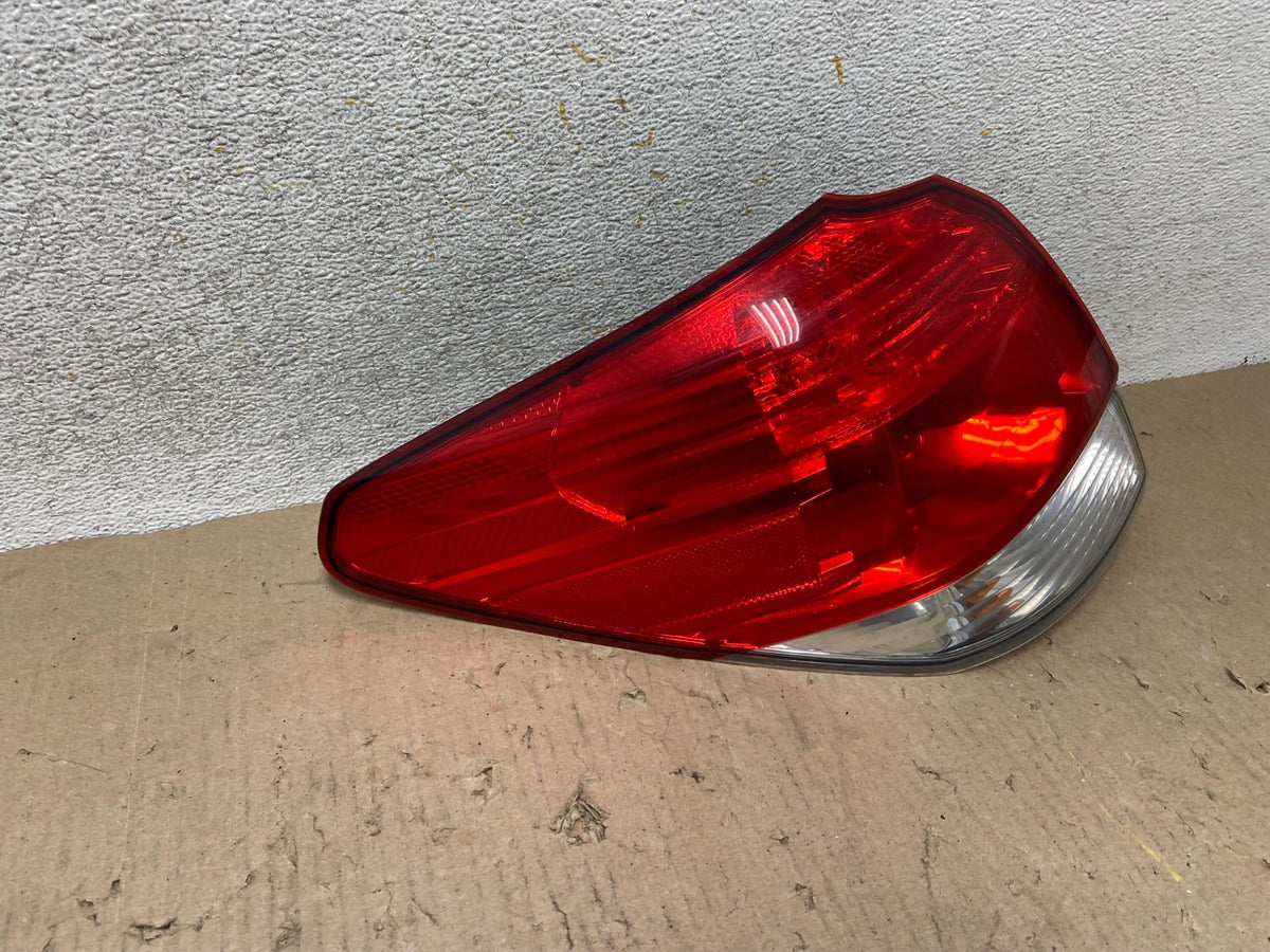 2010-2014 Subaru Outback Wagon Left Driver Lh Side Tail Light AH7670 LK1