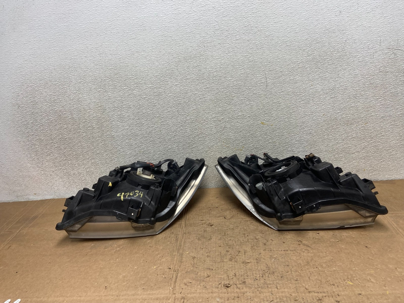 2005 2006 2007 Nissan Pathfinder Halogen Headlights Left+Right Oem Y7034 DW8