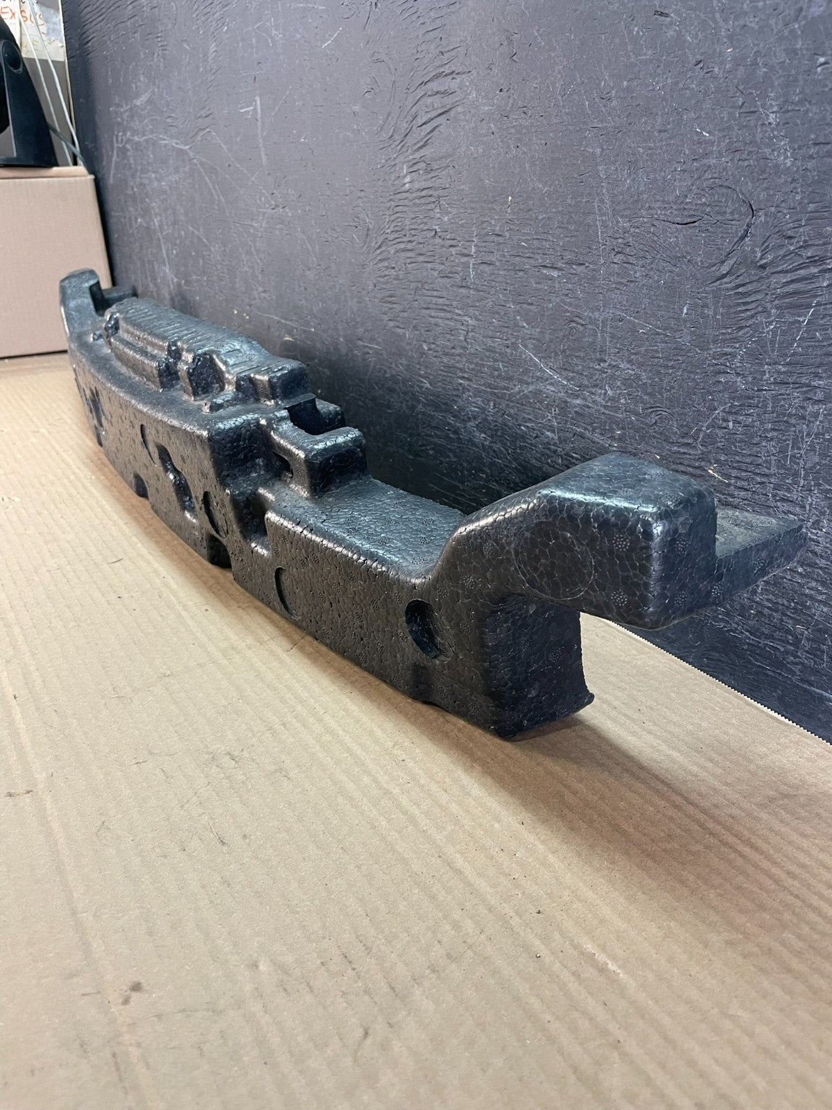 2015 to 2018 Kia Sedona Front Bumper Impact Absorber AF3415 PS1