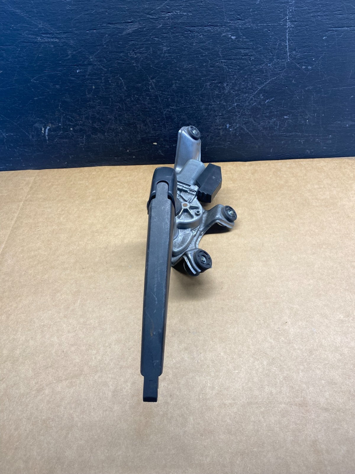 2012 to 2017 Toyota Prius V Rear Wiper Windshield Motor AD7443 DG2