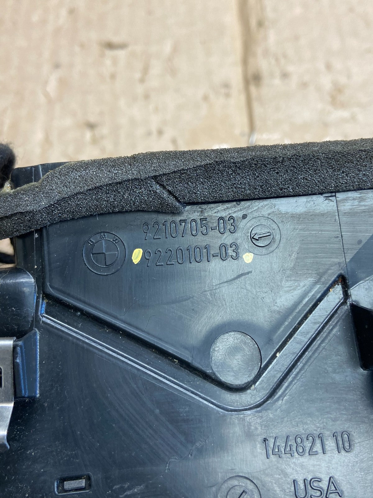2010 to 2013 BMW X5 X6 Center Console Dash Air Vent AI2746 DG4