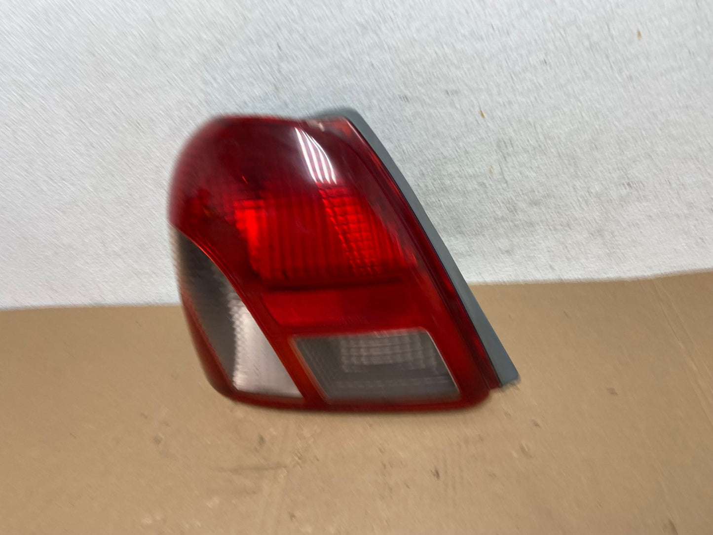 2000 to 2002 Toyota Echo Left Driver LH Side Tail Light AD7902 LK1