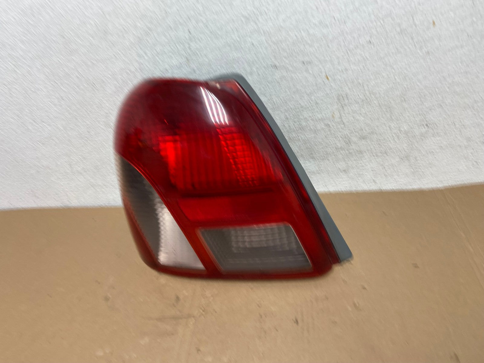 2000 to 2002 Toyota Echo Left Driver LH Side Tail Light AD7902 LK1