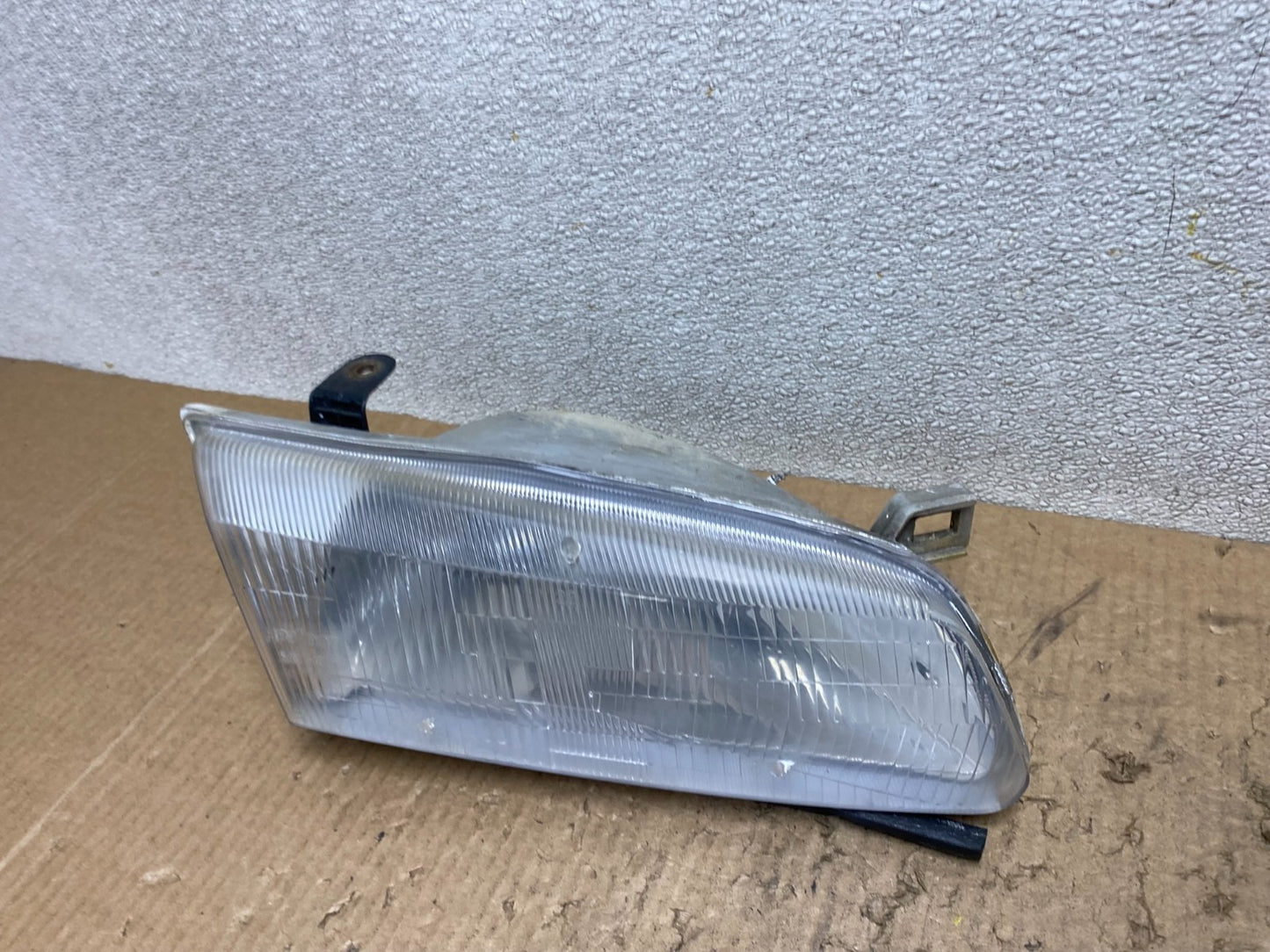 1997 1998 1999 Toyota Camry Right Passenger RH Halogen Headlight W8061 DW1