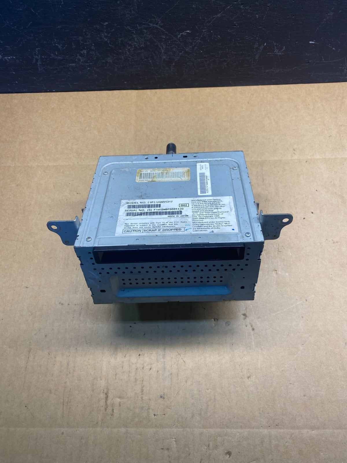 2011  Ford Fusion Radio Audio Receiver AM FM CD MP3 ac2780 DG3