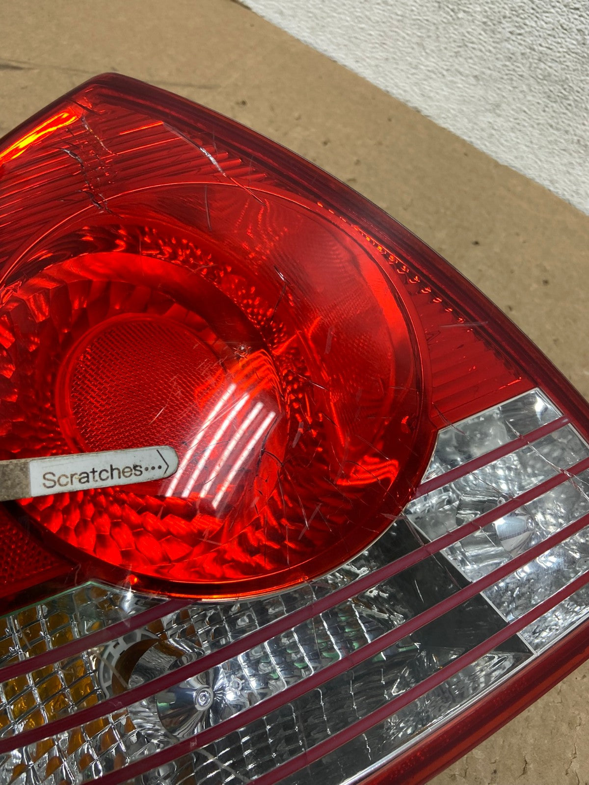 2004 2005 2006 Hyundai Elantra Sedan Left Driver LH Tail Light AG1381 LK3