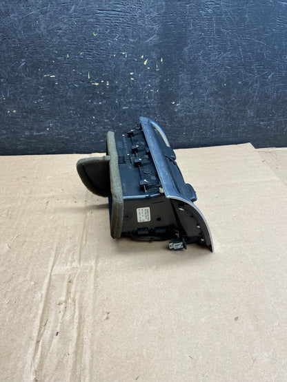 2007 to 2015 AudI Q7 Center Dashboard Air Vent AI6089 DG1
