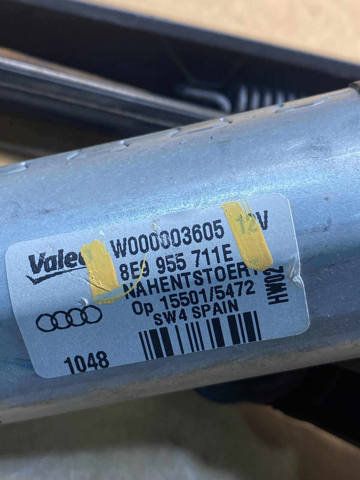 2007 to 2015 Audi Q7 Rear Windshield Washer Wiper Motor AD7470 DG6