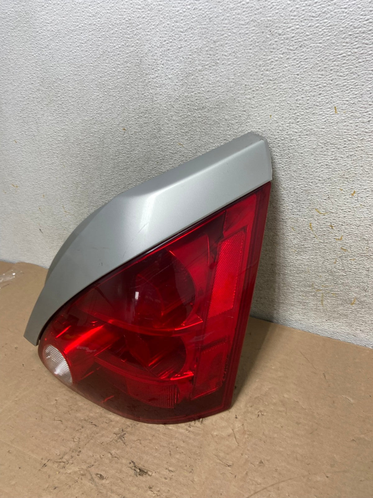 2004 2005 2006 2007 2008 Nissan Maxima Right Passenger Tail Light AI1071 LK1