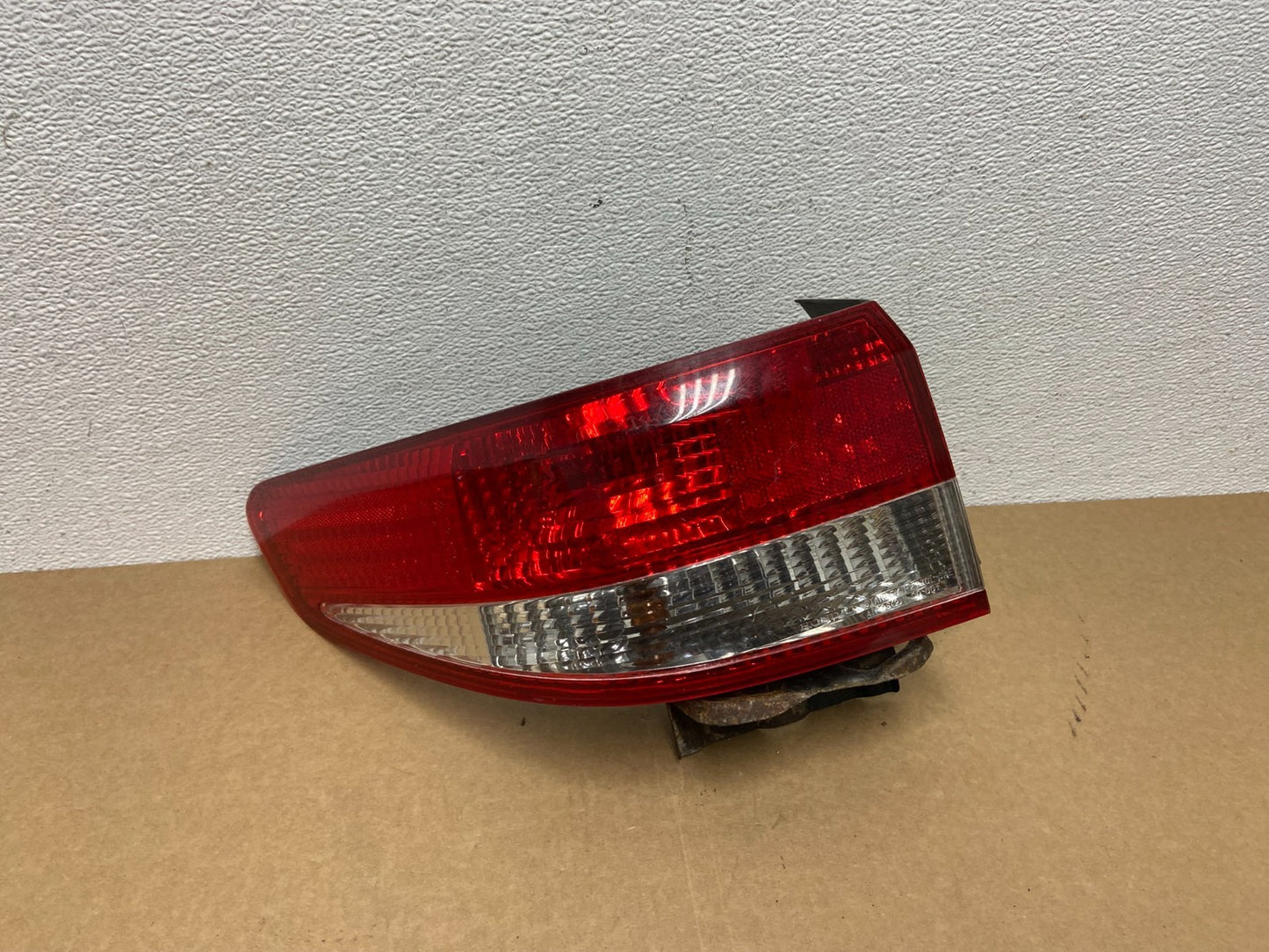 2003 to 2004 Honda Accord Sedan Left Driver Lh Side Tail light AB9969 DW0