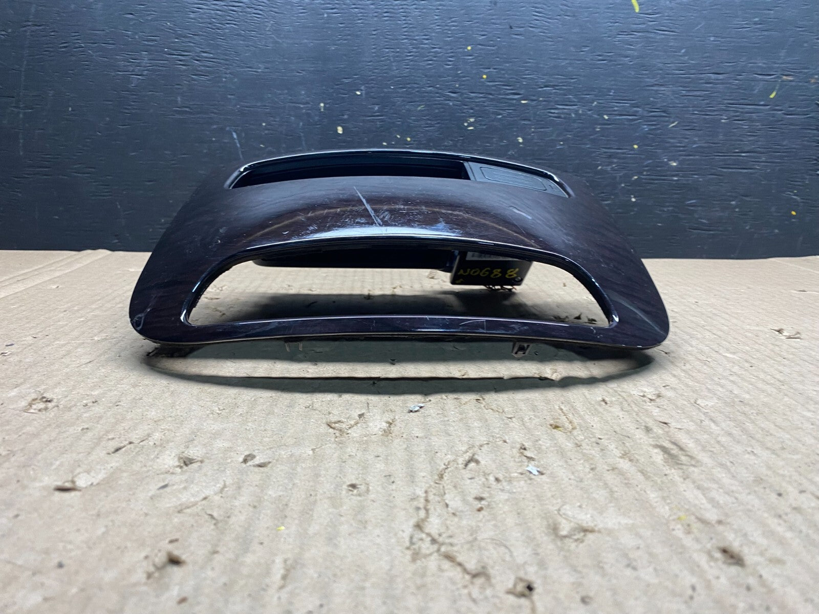 2009-2014 Hyundai Genesis Center Radio Trim Bezel Dash Storage Panel N0688 DG5