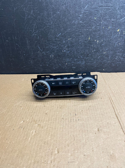 2008 2009 2010 Mercedes C-Class C300 A/C AC Climate Control Panel AE4222 DG0