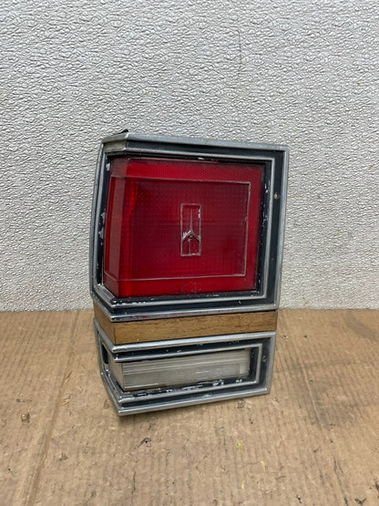 1986-1989 Oldsmobile Cutlass Cruiser Left Driver Side Tail Light AA65620