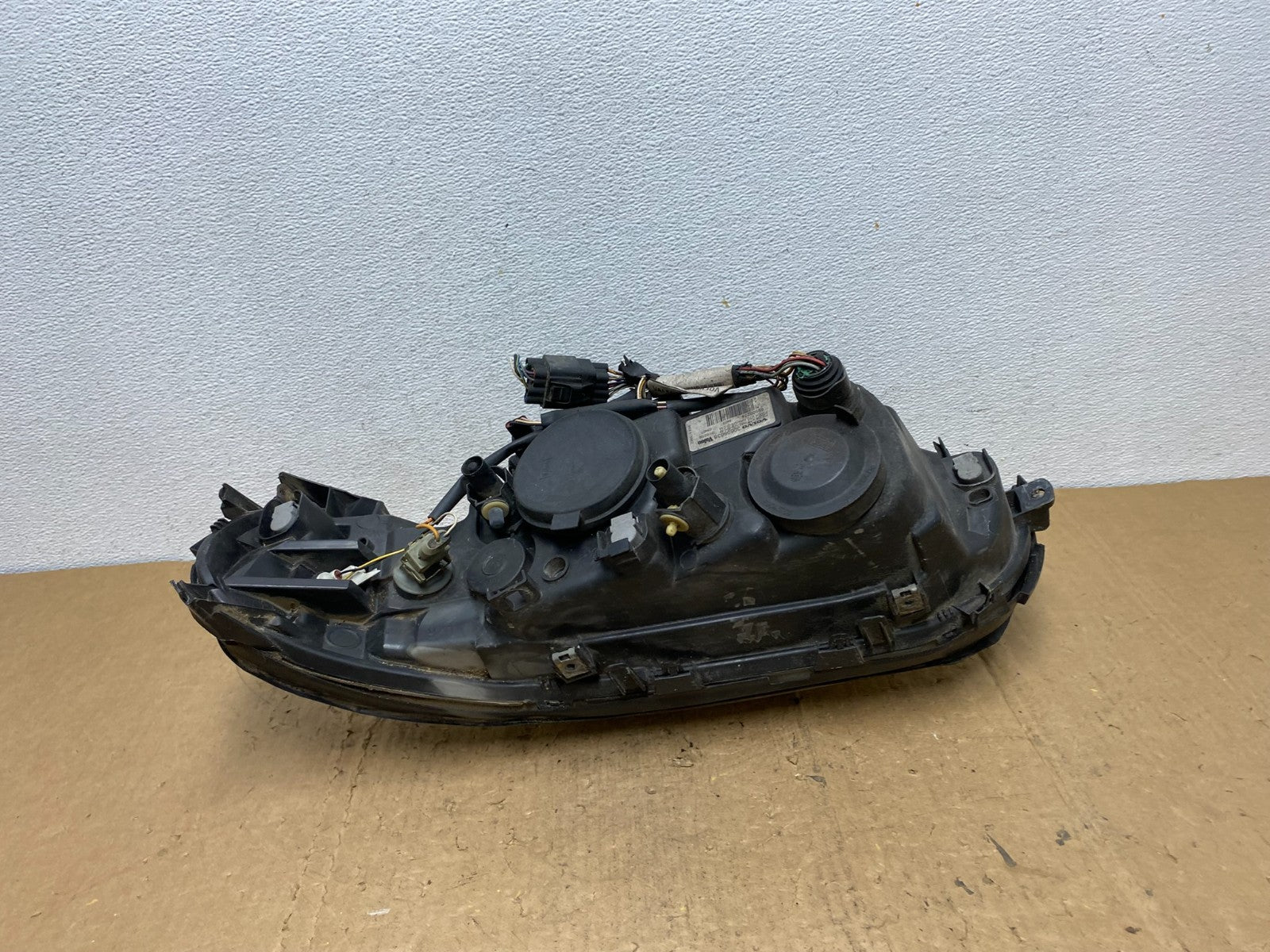 2005-2009 Volvo S60 Passenger Right Passenger RH Side Headlight AD0549 DW5