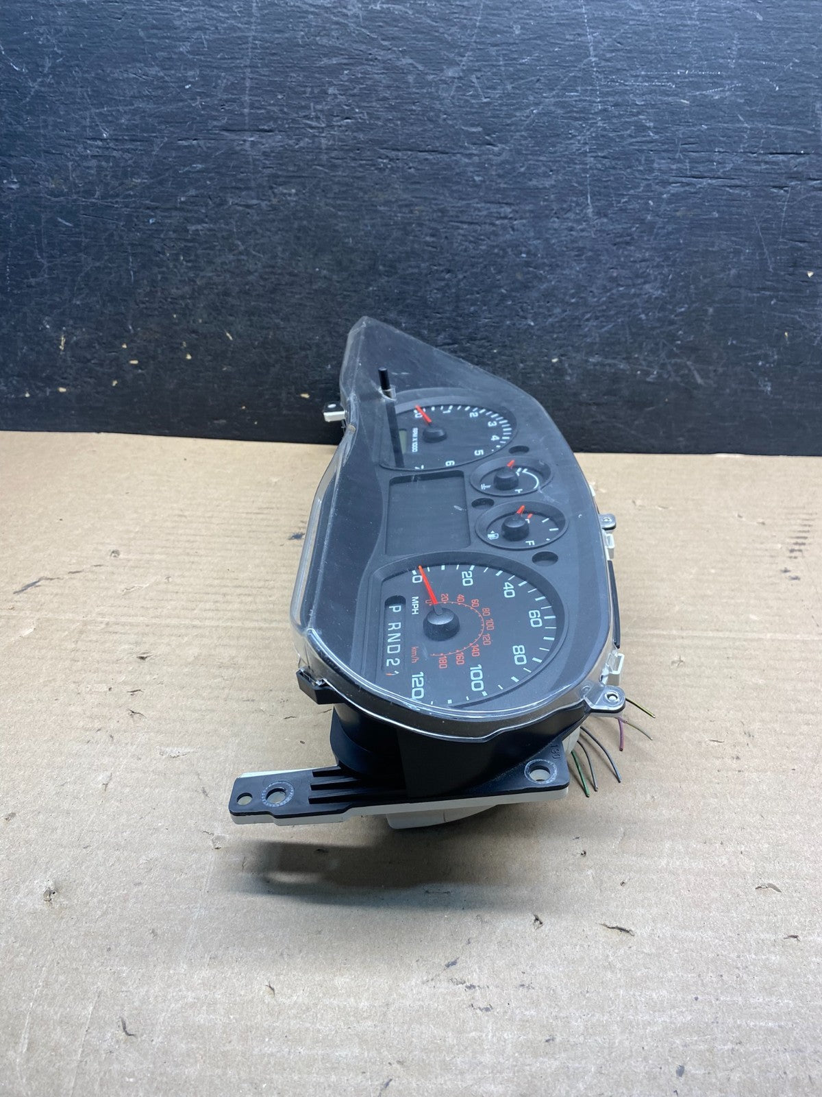 2007 to 2009 Ford Ranger Gauge Speedometer Cluster AH9777 DW2