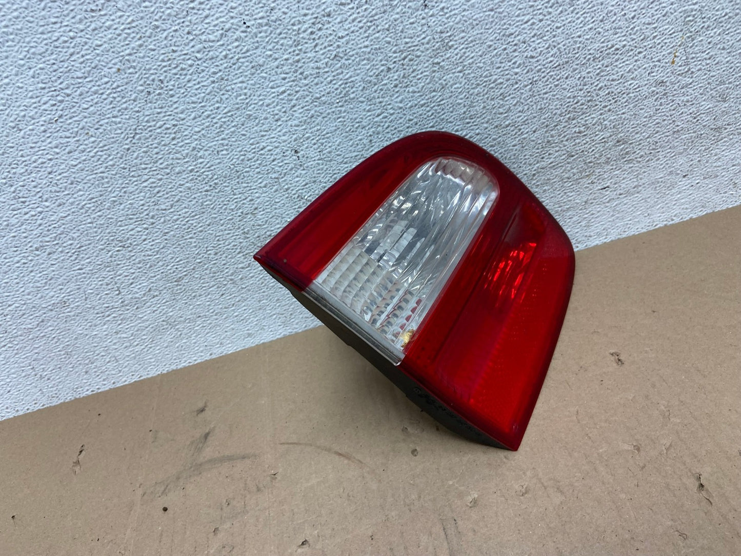 2003-2006 Mercedes E-Class Wagon W211 Left Driver Inner Tail Light AE7303 LK2