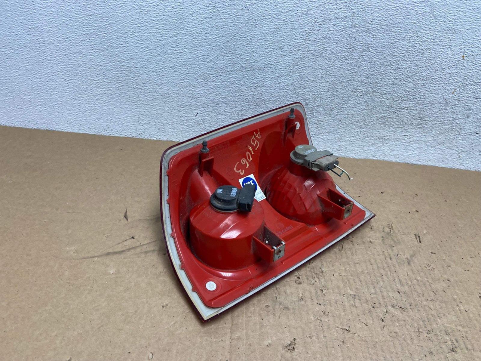 2005-2011 Dodge Dakota Lh Left Driver Side Tail Light AG1063 LK5