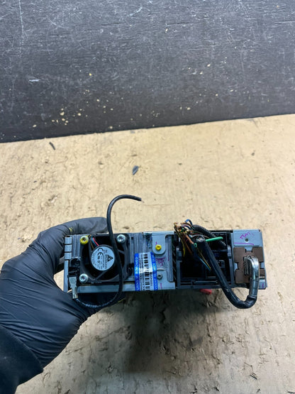 2007 - 2010 Bmw X5 Radio Controller CD Player  Oem W7001 DG2