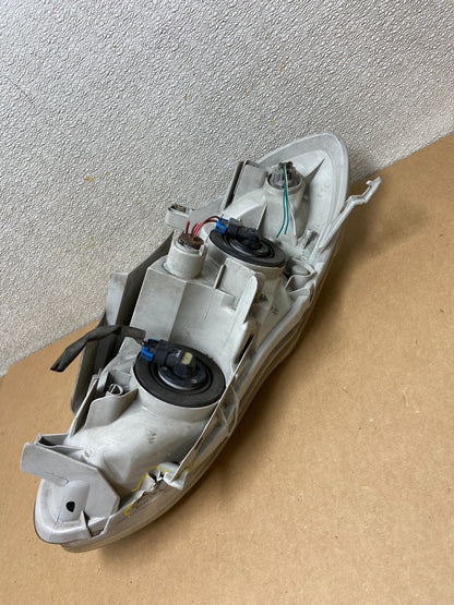 2003 to 2004 Toyota Corolla Left Driver LH side Headlight Oem Z6549 DW6