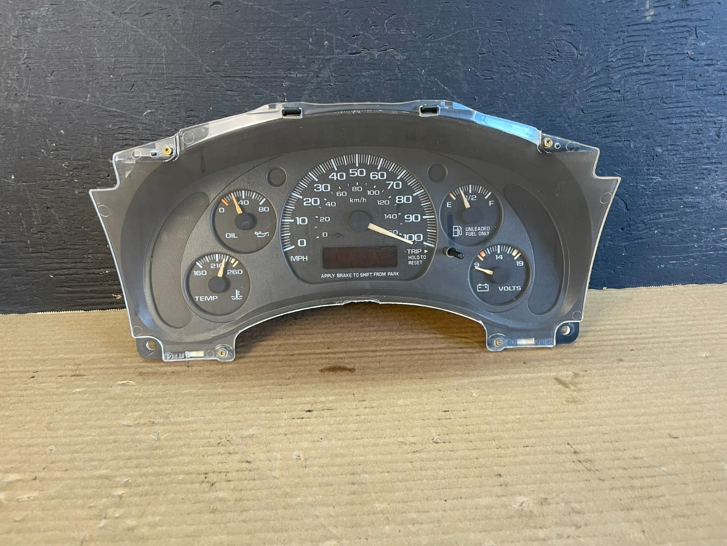 2000 to 2005 Chevrolet Astro Cluster Gauge Speedometer ECM AF3462 DW0