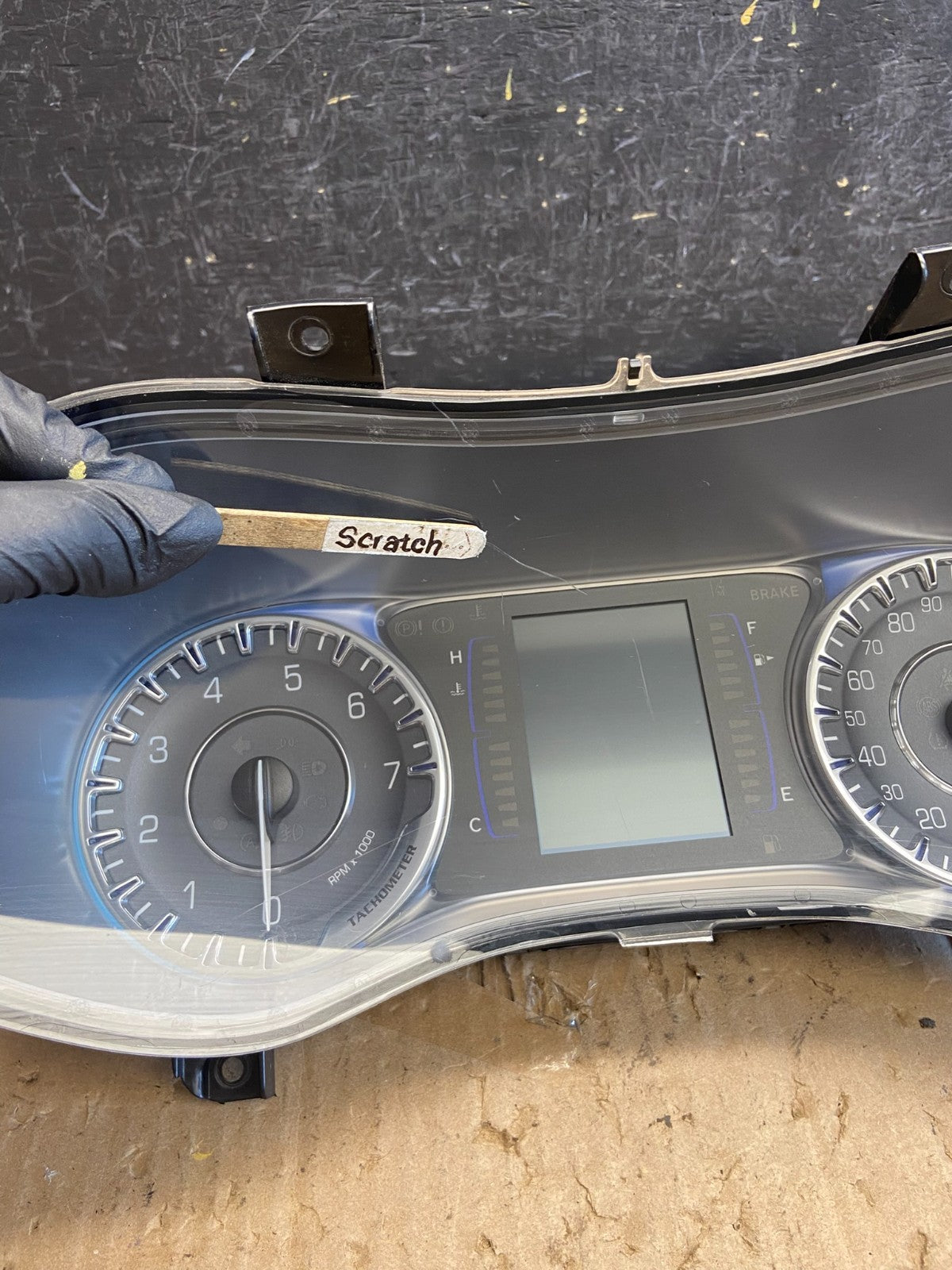2015 Chrysler 200 Speedometer Instrument Cluster Gauges AE2017 DG3