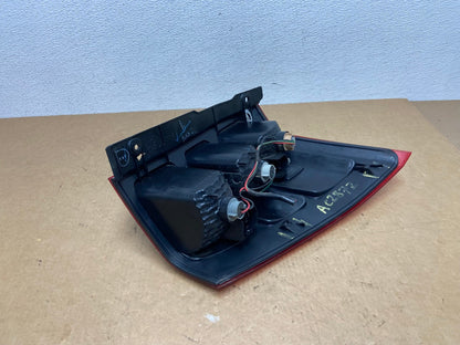 2006 to 2011 Suzuki Grand Vitara Left Driver LH Tail Light Oem AC2872 LK7