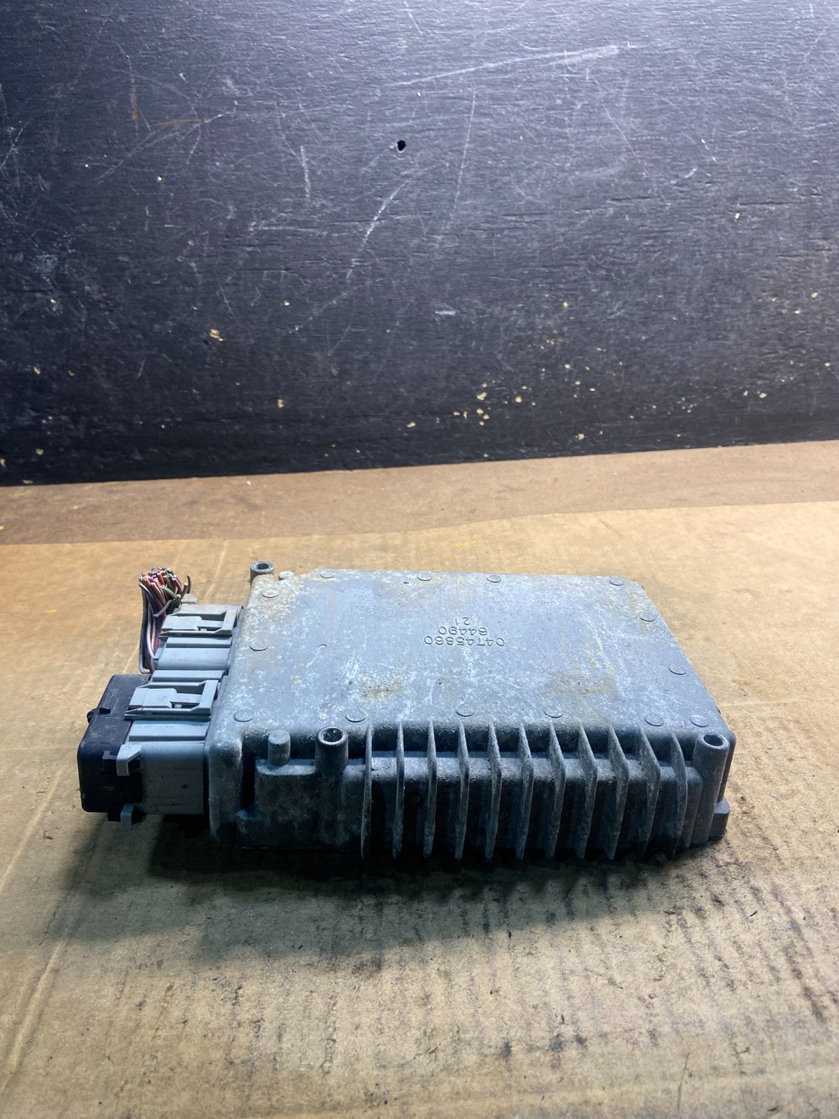 2000 Chrysler 300M Engine Control Module ECU ECM OEM Y3750 DG4