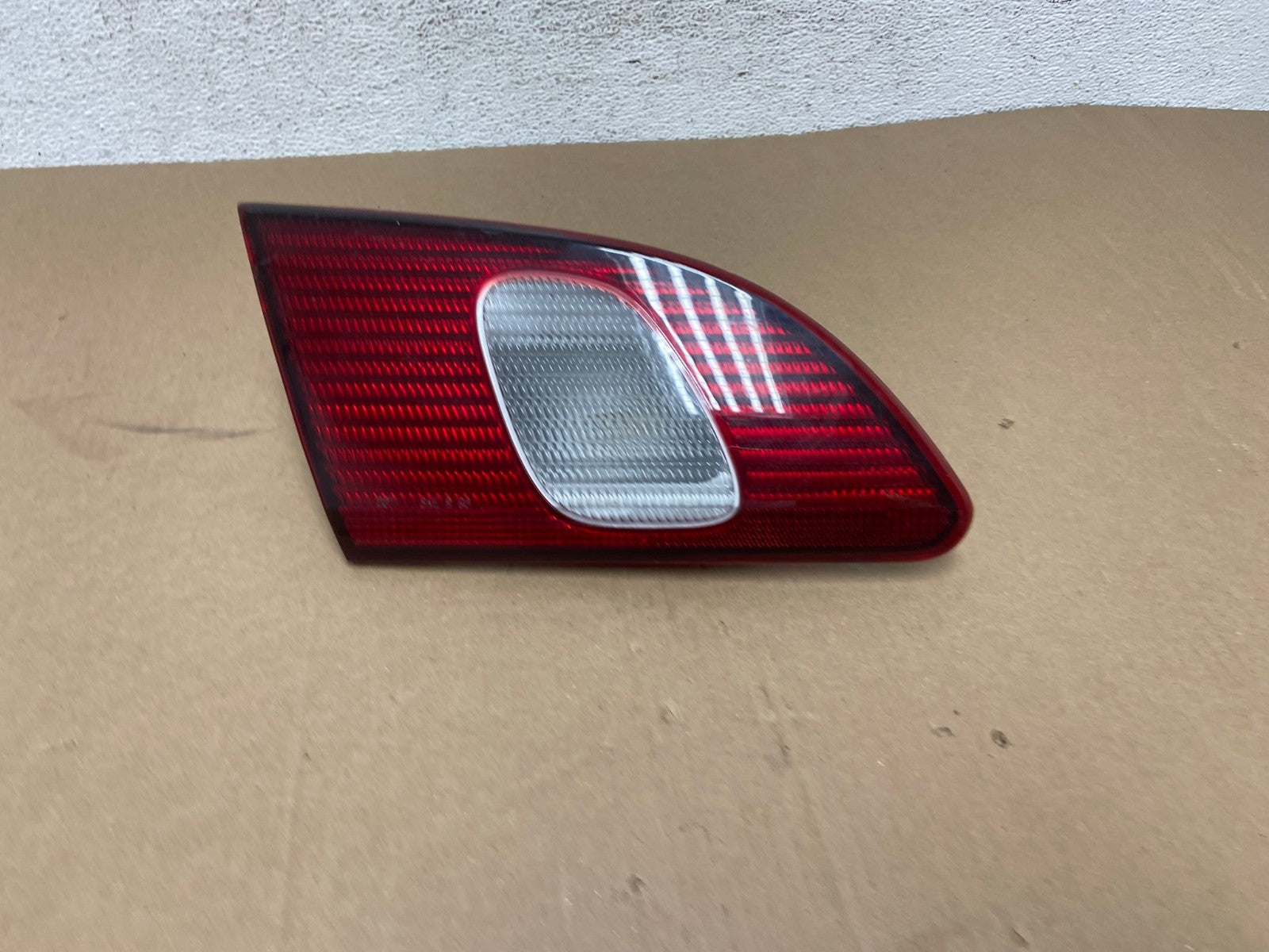 1998-2000 Toyota Corolla Left Driver LH Side Inner Tail light AD6406 LK0