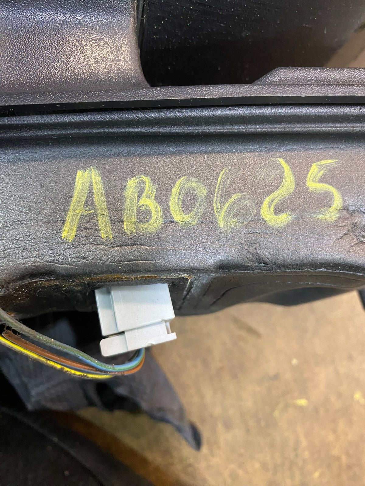 2013 to 2016 Ford Escape Left Driver Lh Power Door Mirror Oem AB0625 MS11