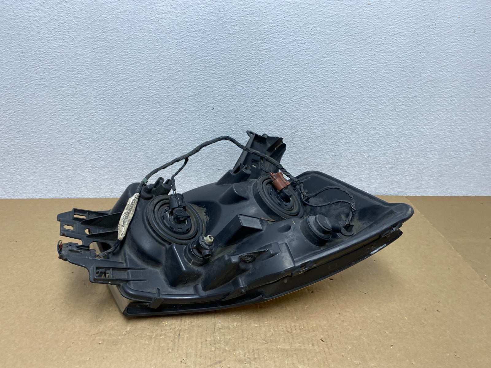 2008 - 2015 Nissan Titan Left Driver LH Headlight Halogen AC1288 DG6