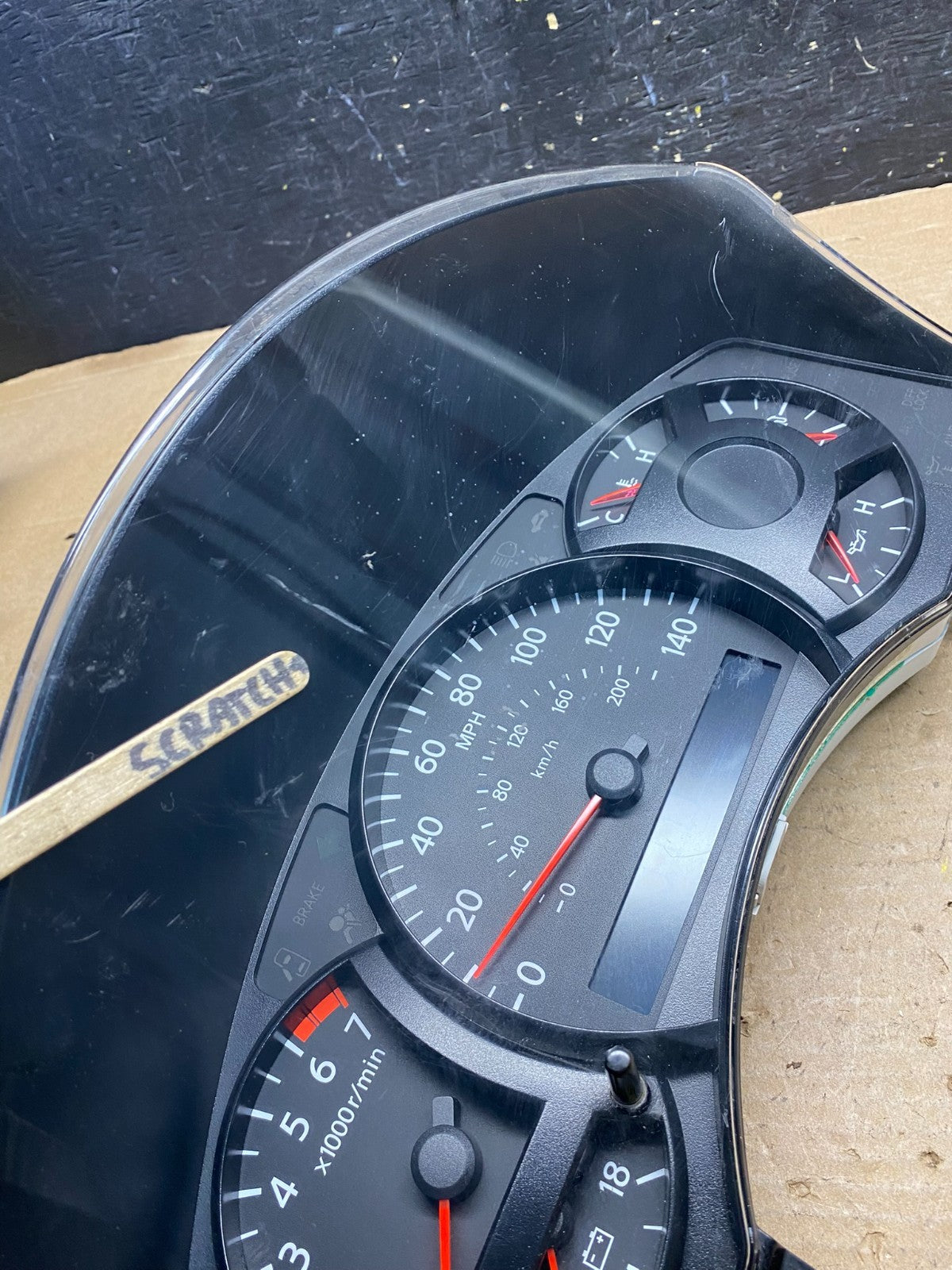 2006 Nissan Armada Speedometer Cluster Gauge Oem R2865 DG1