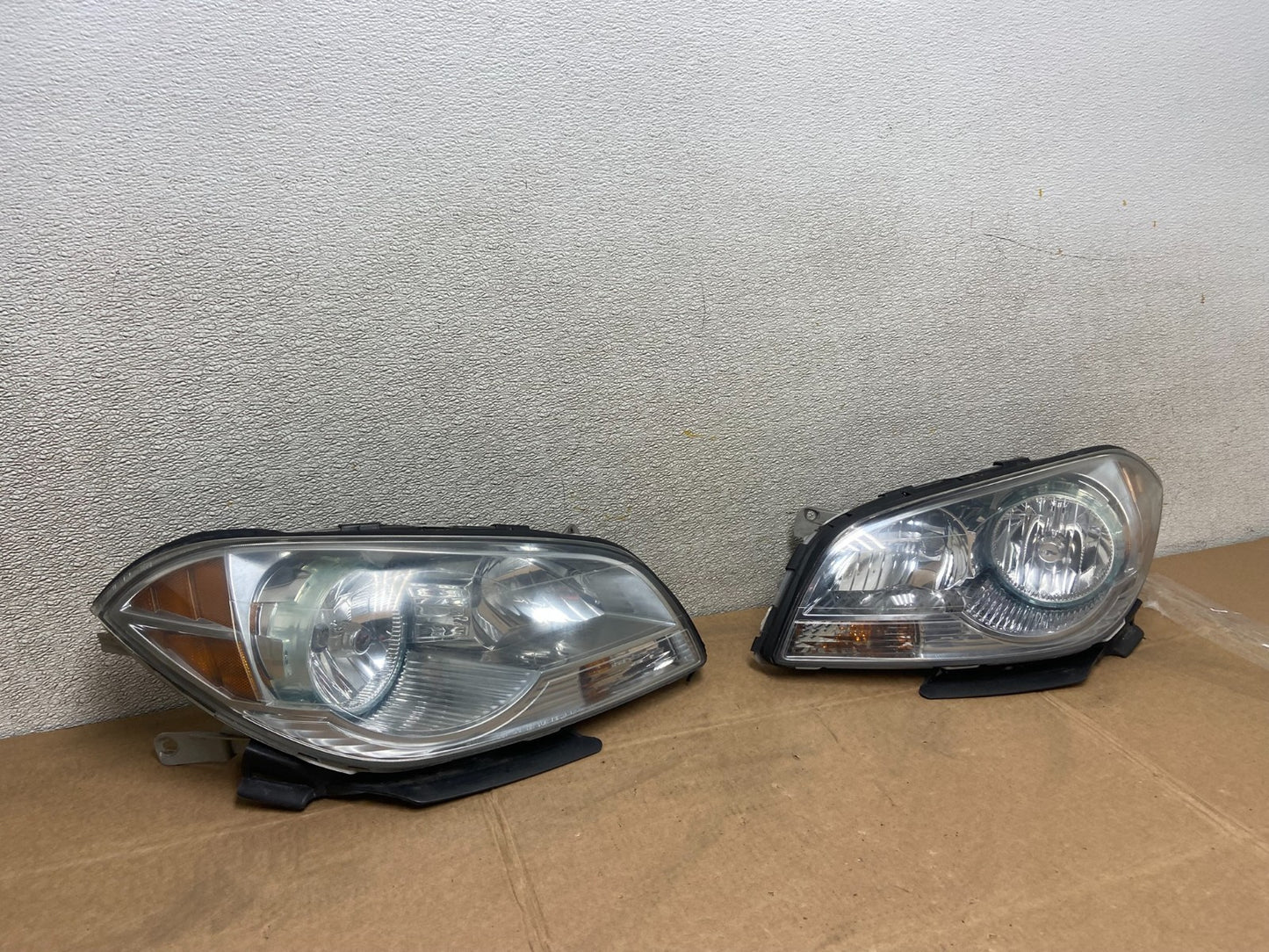 2008 to 2012 Chevrolet Malibu Left+Right Side Set Headlights Oem Y5114 DW2
