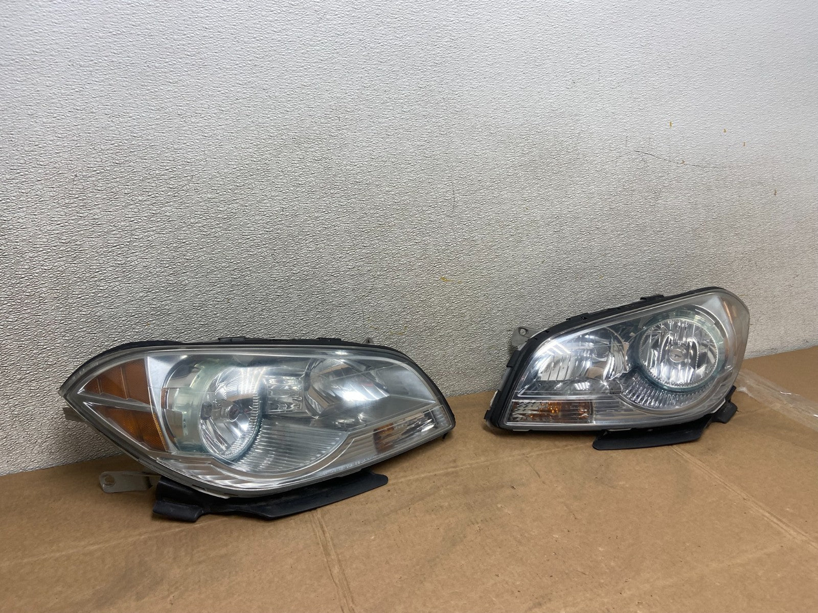 2008 to 2012 Chevrolet Malibu Left+Right Side Set Headlights Oem Y5114 DW2