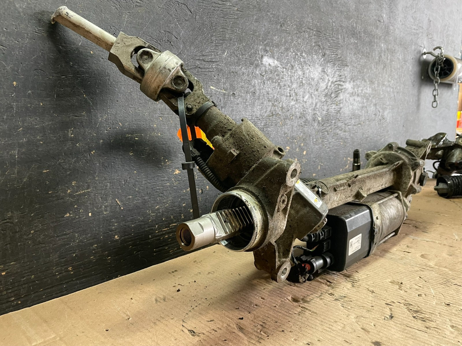 2012 to 2018 BMW AWD Electric Steering Rack & Pinion Gear Box 6859309 AA20832