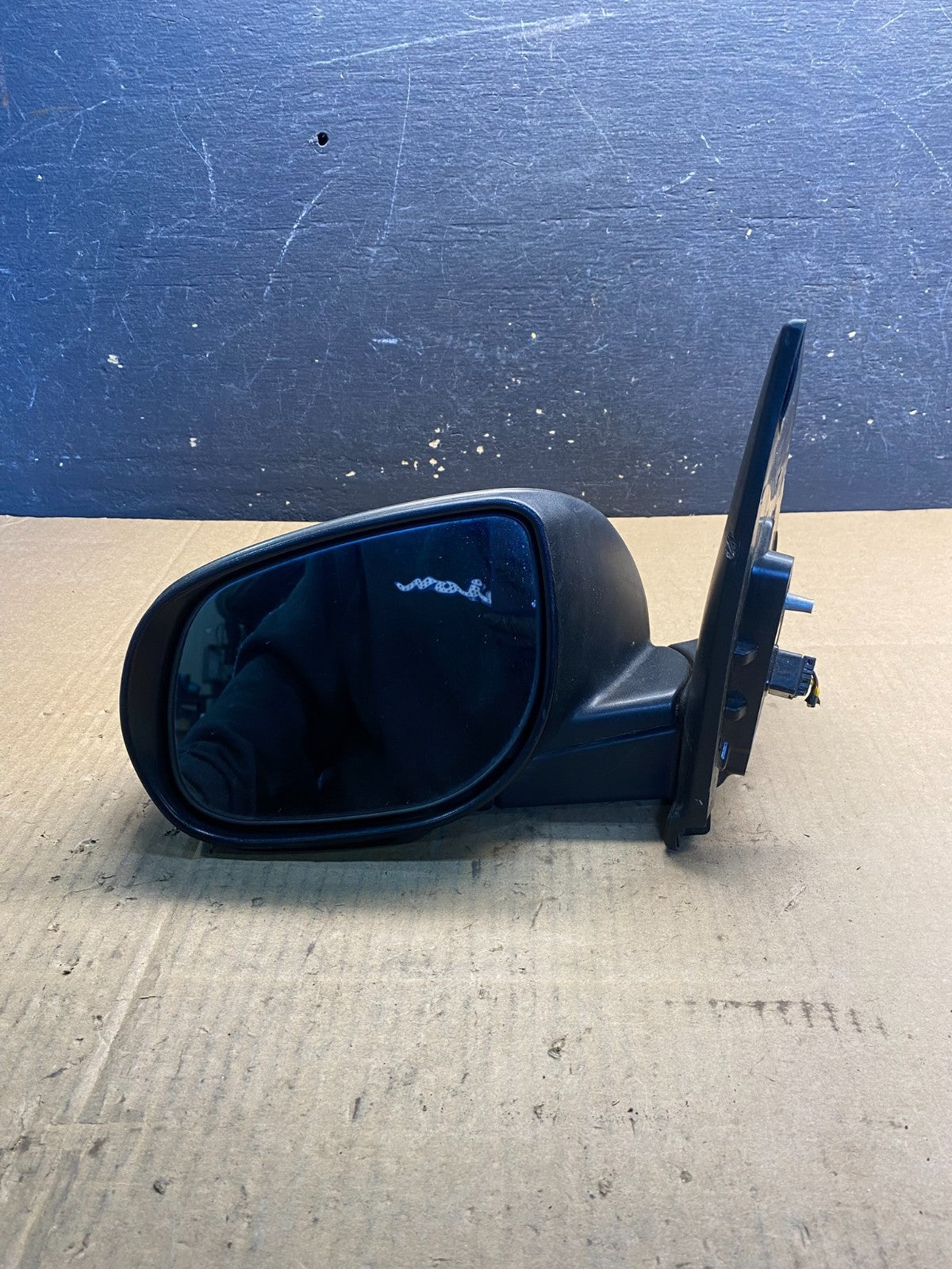 2010 to 2013 Kia Forte Sedan Left Driver LH View Turn Signal Mirror OE aa7795 DG7