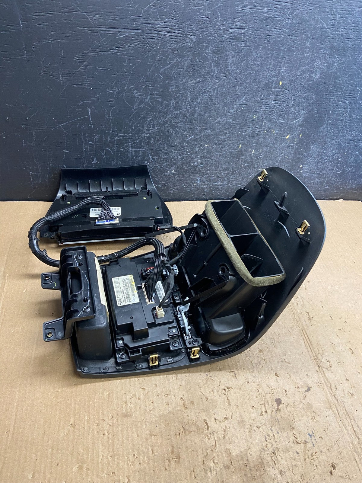 2011-2019 Dodge Journey Radio Display Screen Bezel Climate Trim Vents ae4285 DG3